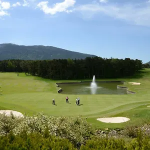 Chateau Et Golf De Taulane Hotell La Martre